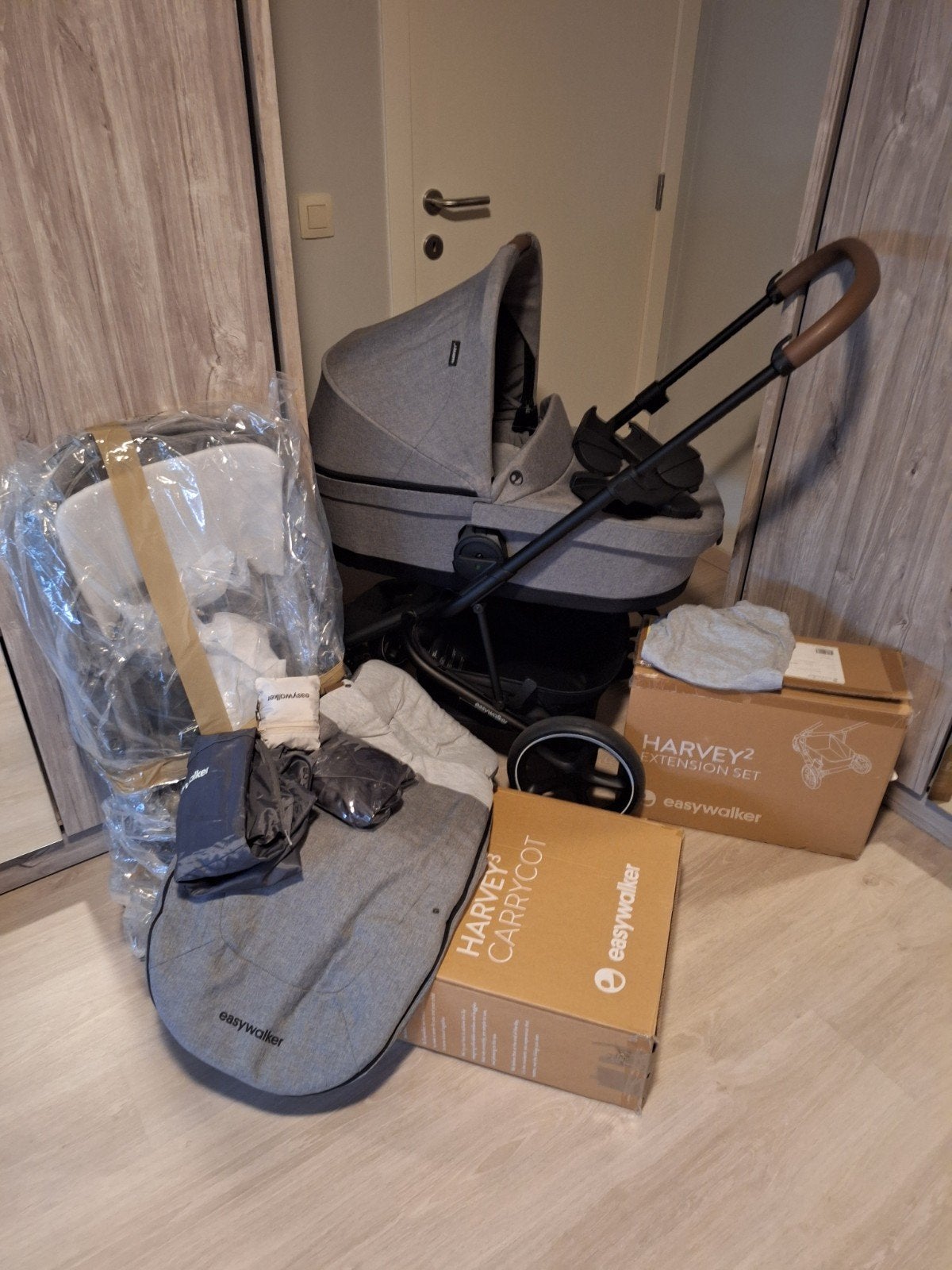 kinderwagen 2 in 1 Easywalker Harvey 3, Enfants & Bébés, Enlèvement, Neuf, Poussette, Autres marques