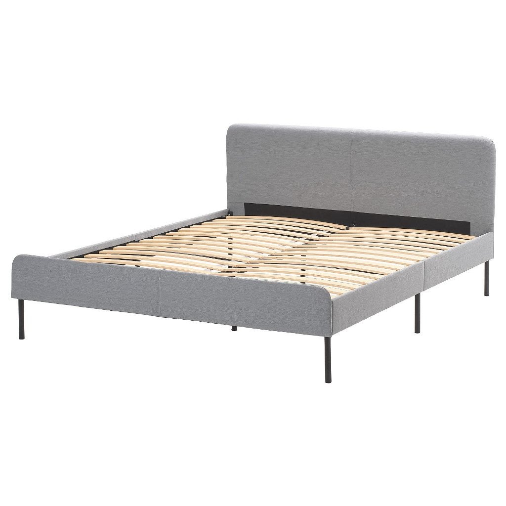 IKEA SLATTUM Bed Frame + VESTERÖY Mattress – 140 × 200 cm, Ophalen, Gebruikt