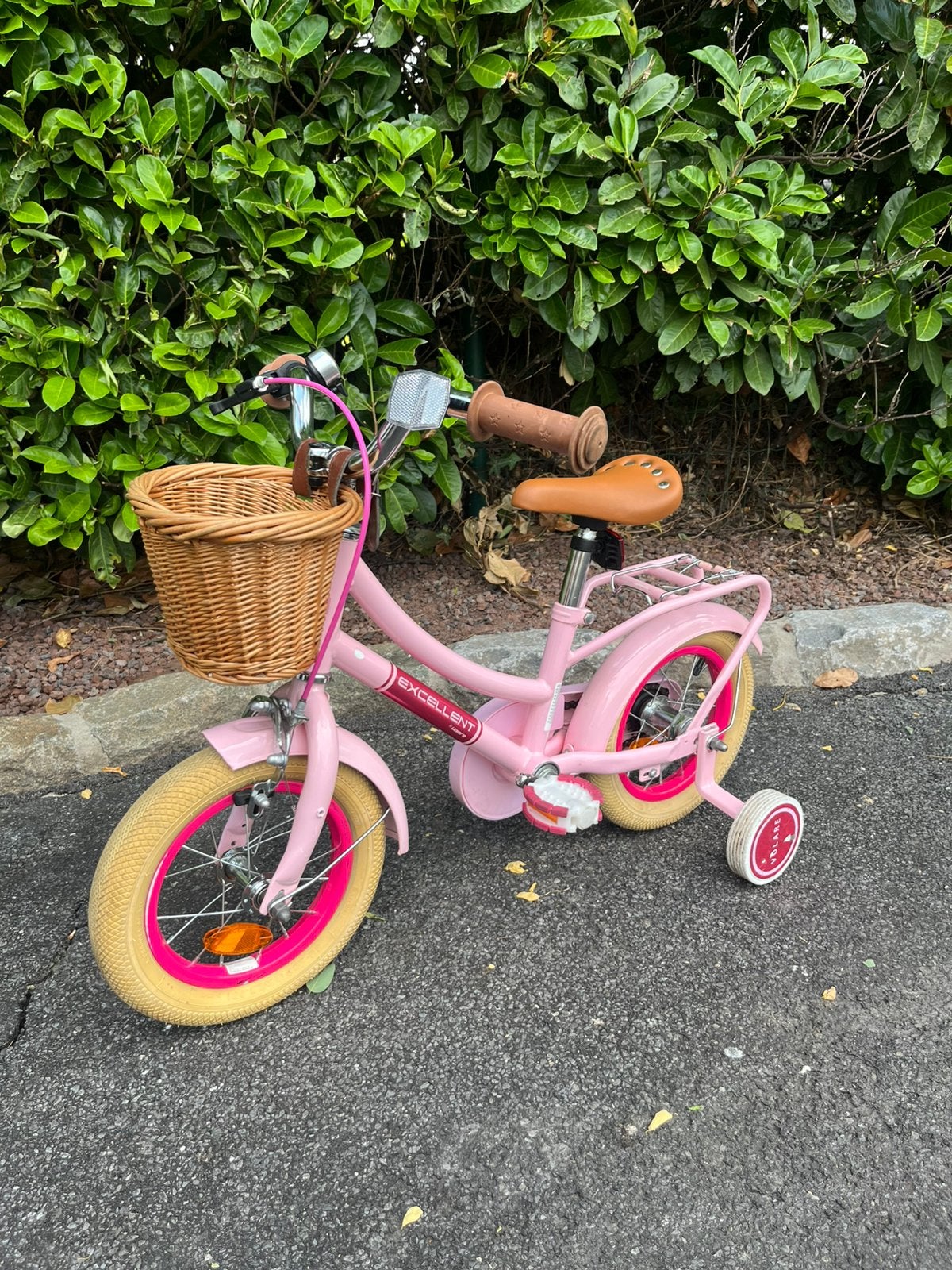 Roze kinderfiets merk Volare 12 inch, Fietsen en Brommers, Ophalen, Gebruikt, Minder dan 16 inch, Zijwieltjes