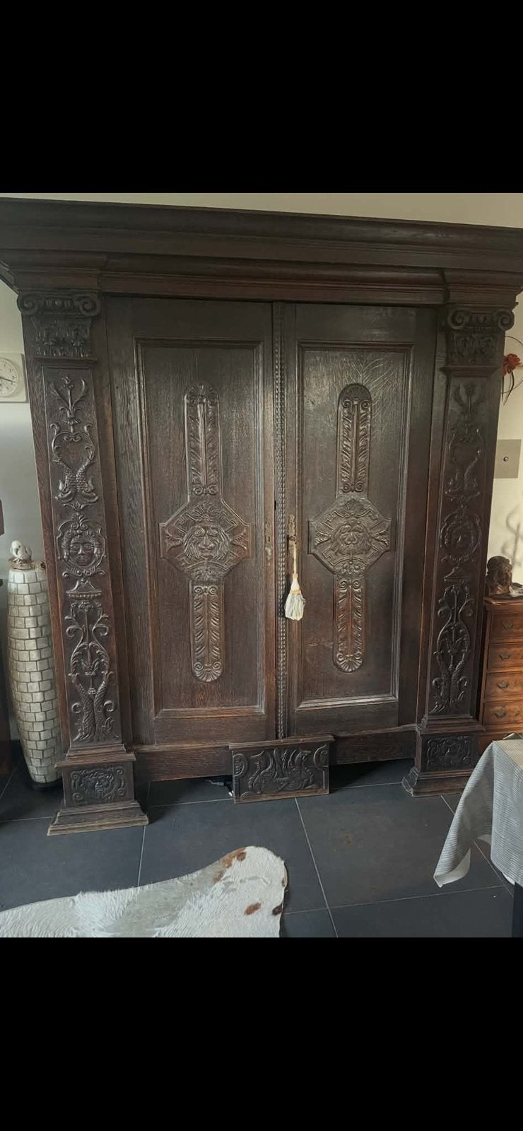 Mooie oude kast, Ophalen