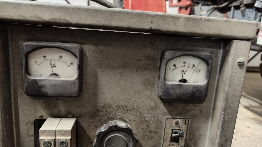 Chargeur de batterie, Enlèvement, Utilisé