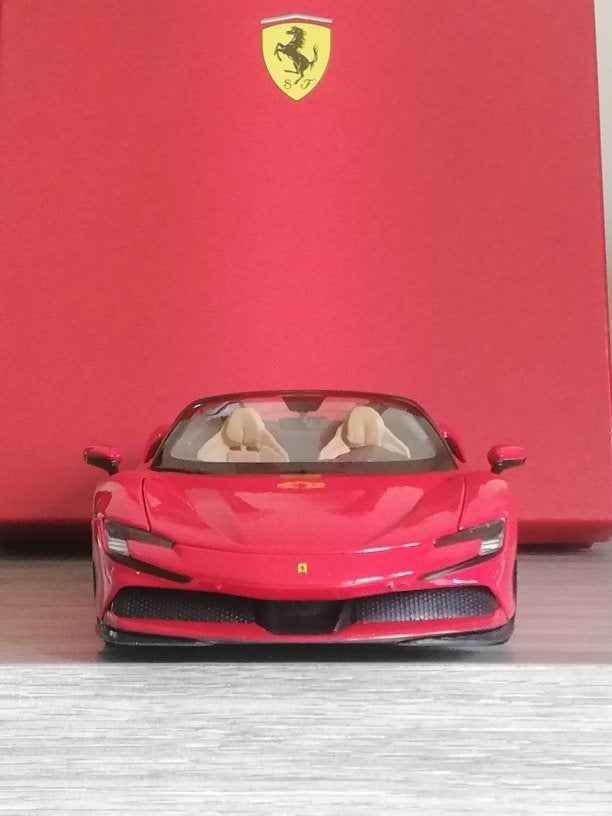 FERRARI  SF90 STRADALE SPIDER 1/18, Hobby & Loisirs créatifs, Voitures miniatures | 1:18, Enlèvement ou Envoi, Neuf, Voiture, Burago