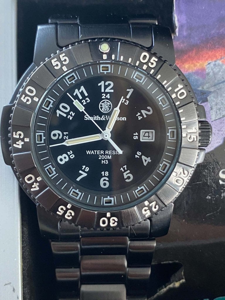 Smith & Wesson Commander Watch, Tritium, 45mm, noire, T- USA, Montre-bracelet, Enlèvement ou Envoi, Acier, Acier