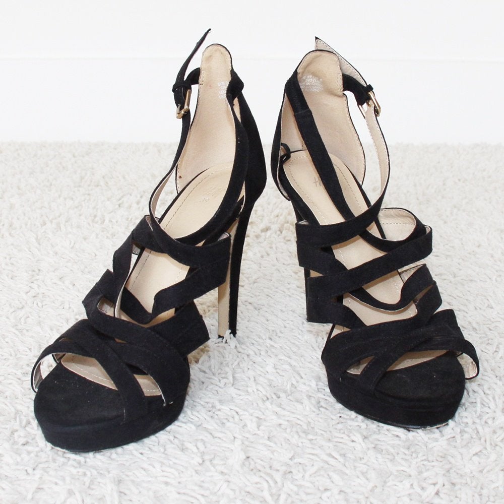 Prachtige Leren H&M Hakken (Maat 39) s16 € 35,-, Kleding | Dames, Verzenden, Zwart, Zo goed als nieuw, Pumps