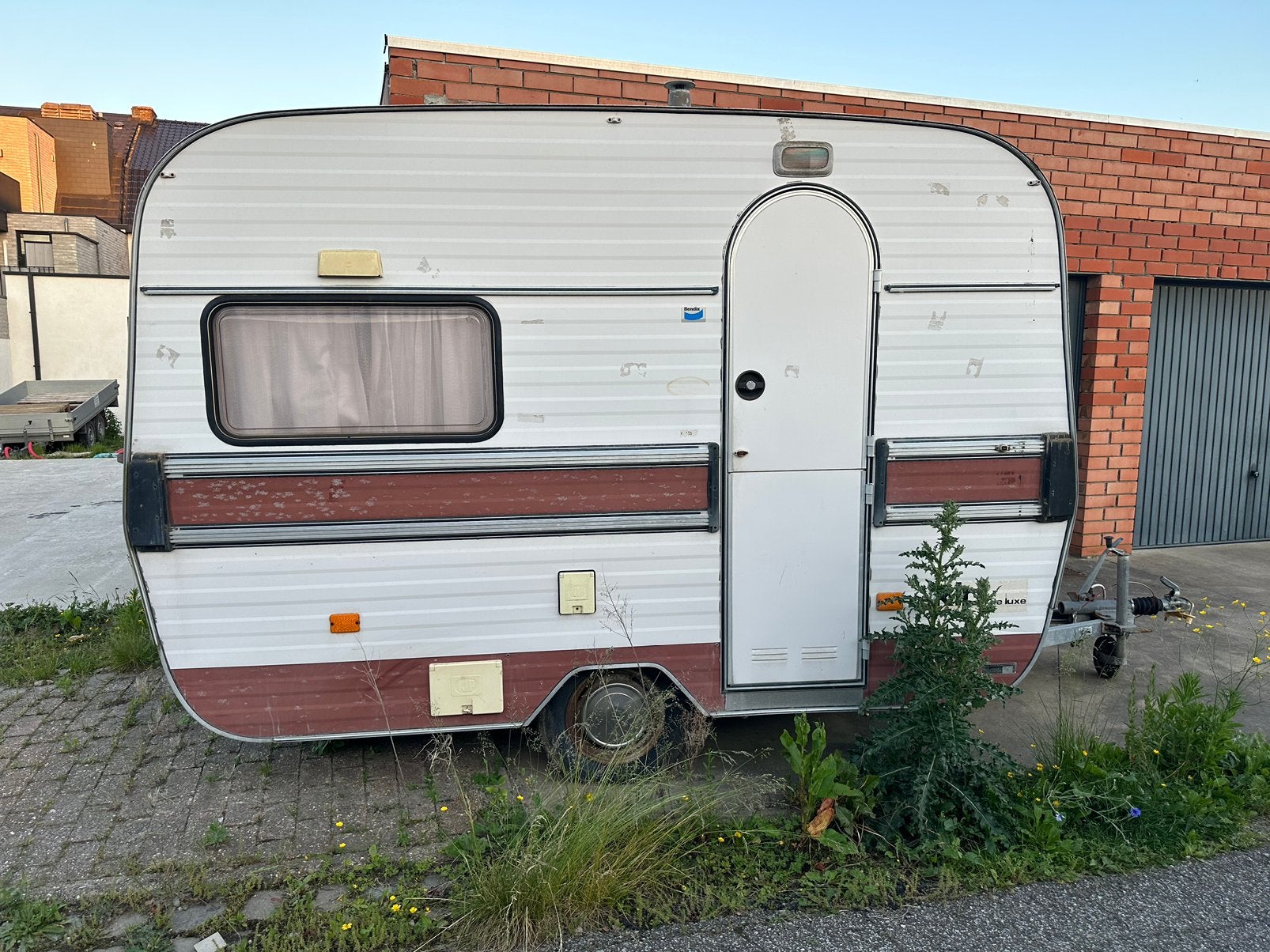 KIP CARAVAN OPKNAPPROJECT, Caravans en Kamperen, Standaardzit, Kip, Omvormbare zithoek, Particulier