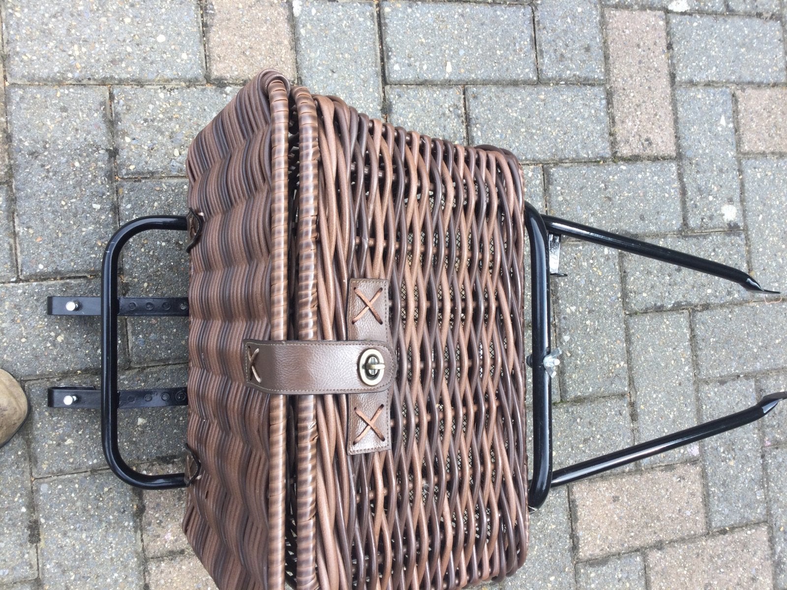 Fietsmand, picknickmand voor op stuur en voorwiel., Fietsen en Brommers, Fietsaccessoires | Fietsmanden, Ophalen of Verzenden