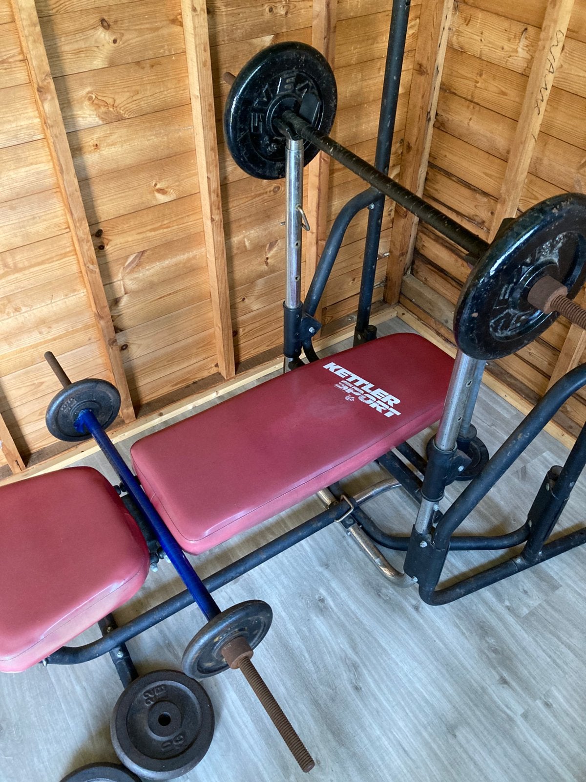 Fitness bench press bank inclusief gewichten, Sport en Fitness, Ophalen, Gebruikt, Armen, Krachtstation