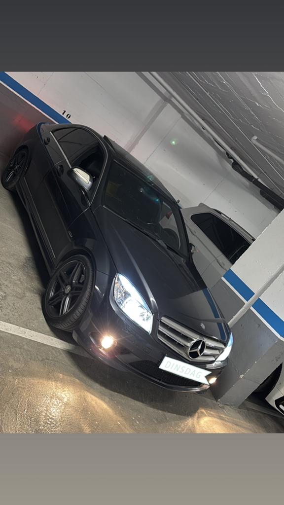 Mercedes benz c280 benzine V6 amg