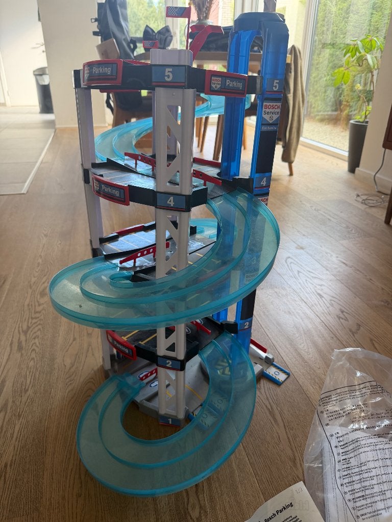 Speelgoed garage Bosch, Enfants & Bébés, Autres marques, Enlèvement, Manuelle, Circuit