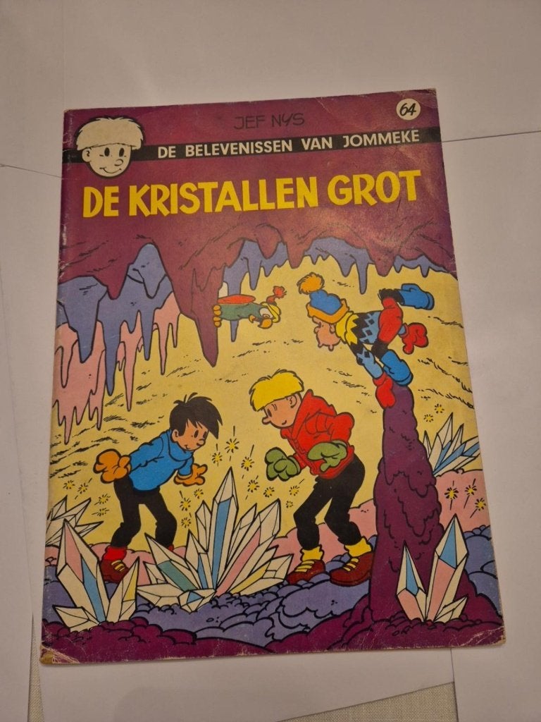 Jommeke nr. 64 – De Kristallen Grot –, Une BD, Envoi, Utilisé