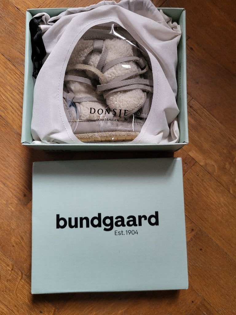 Boots donsje 24-30 mois, Kinderen en Baby's, Ophalen, Jongetje of Meisje, Laarsjes, Zo goed als nieuw