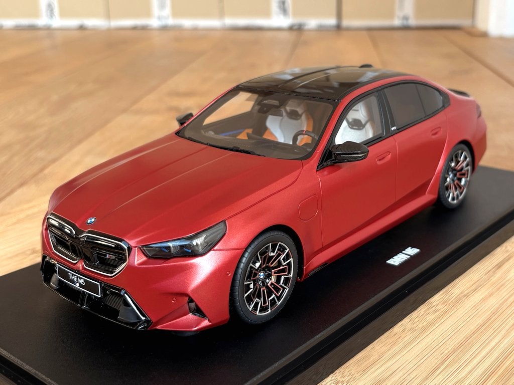 BMW M5 G90 Sedan mat oranje + carbon 1:18 GT Spirit GT966, Hobby & Loisirs créatifs, Voitures miniatures | 1:18, Enlèvement ou Envoi