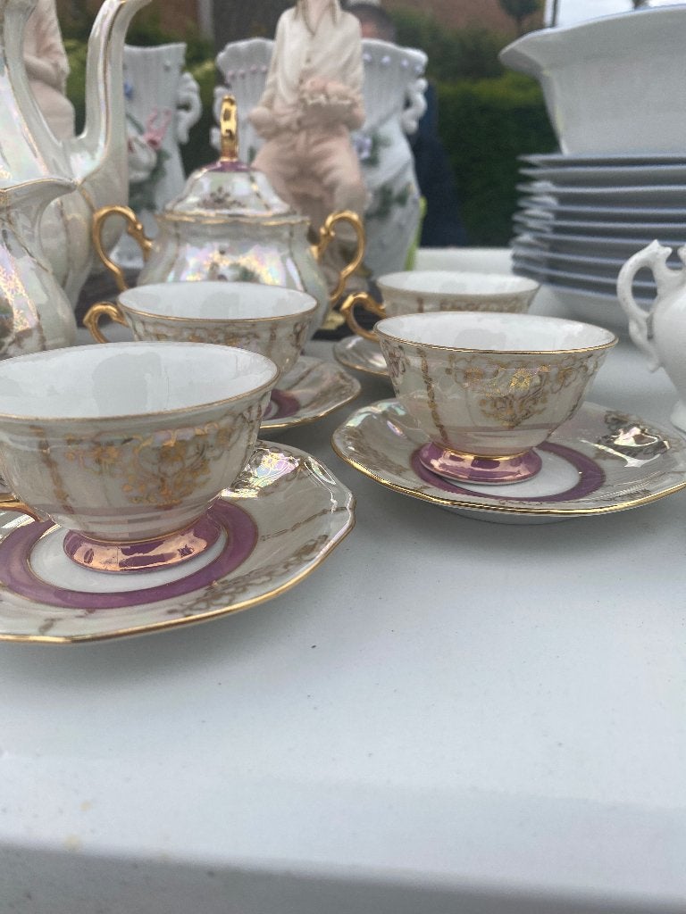 Servies Bavaria, Enlèvement