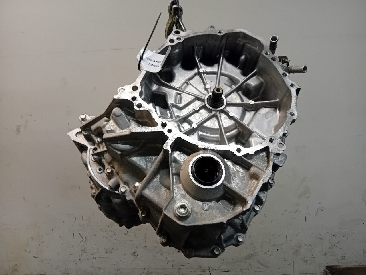 Versnellingsbak automaat Toyota Prius, Onderdelen@venauto.nl, Van der Ven Autorecycling B.V., Ettenseweg 76, 4706 PB Roosendaal, The Netherlands