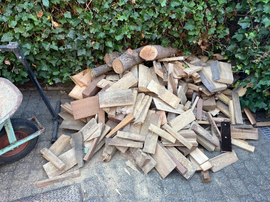 Droog brandhout  (ca. 1 kleine stère) – GRATIS, Tuin en Terras, Brandhout, Minder dan 3 m³, Ophalen, Overige houtsoorten, Blokken