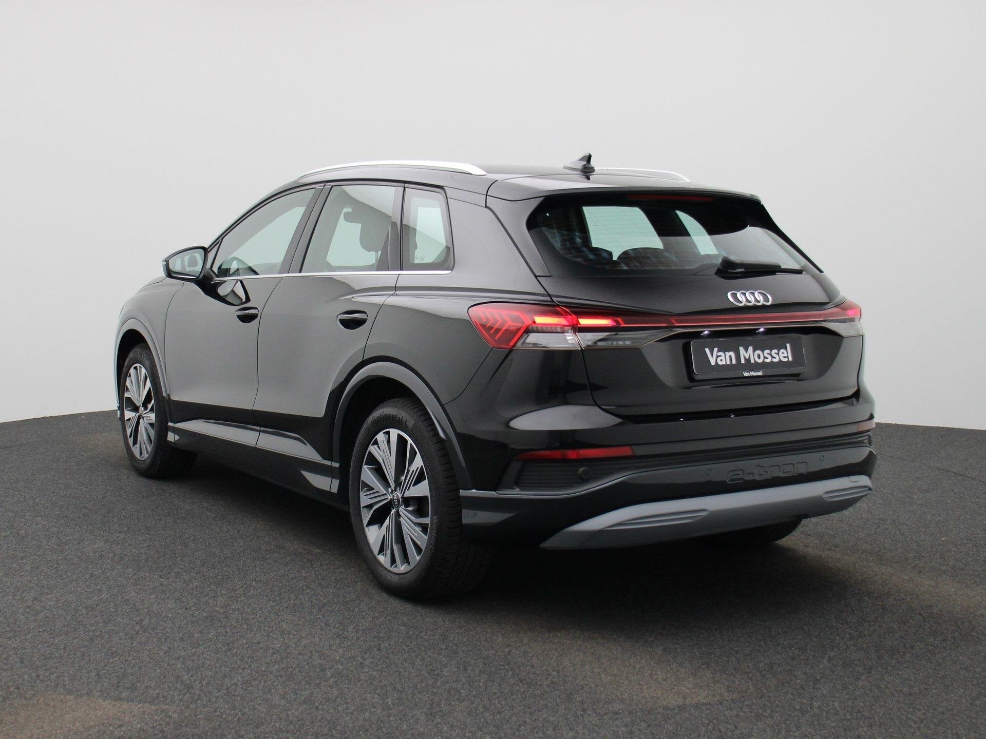 Audi Q4 e-tron 35 Advanced, Auto's, Automaat, Gebruikt, Zwart, Zwart