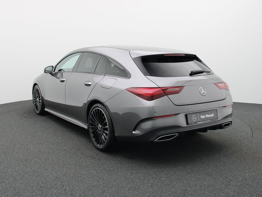 Mercedes-Benz CLA 180 Star Edition Shooting Brake + PANORAMI, Auto's, Mercedes-Benz, CLA, Stof, Gebruikt, Zwart