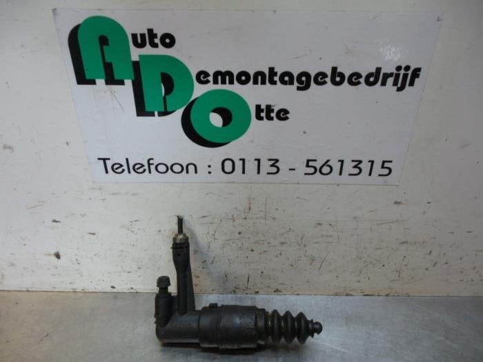 Koppeling Hoofd Cilinder van een Audi A4 (A4 01-), Gebruikt, -, -, -