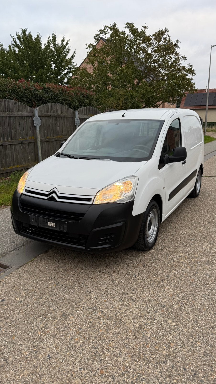 Climatiseur 3 places Citroën Berlingo 1.6 Hdi Eur6, Autos, Entreprise, Boîte manuelle, Diesel, 55 kW