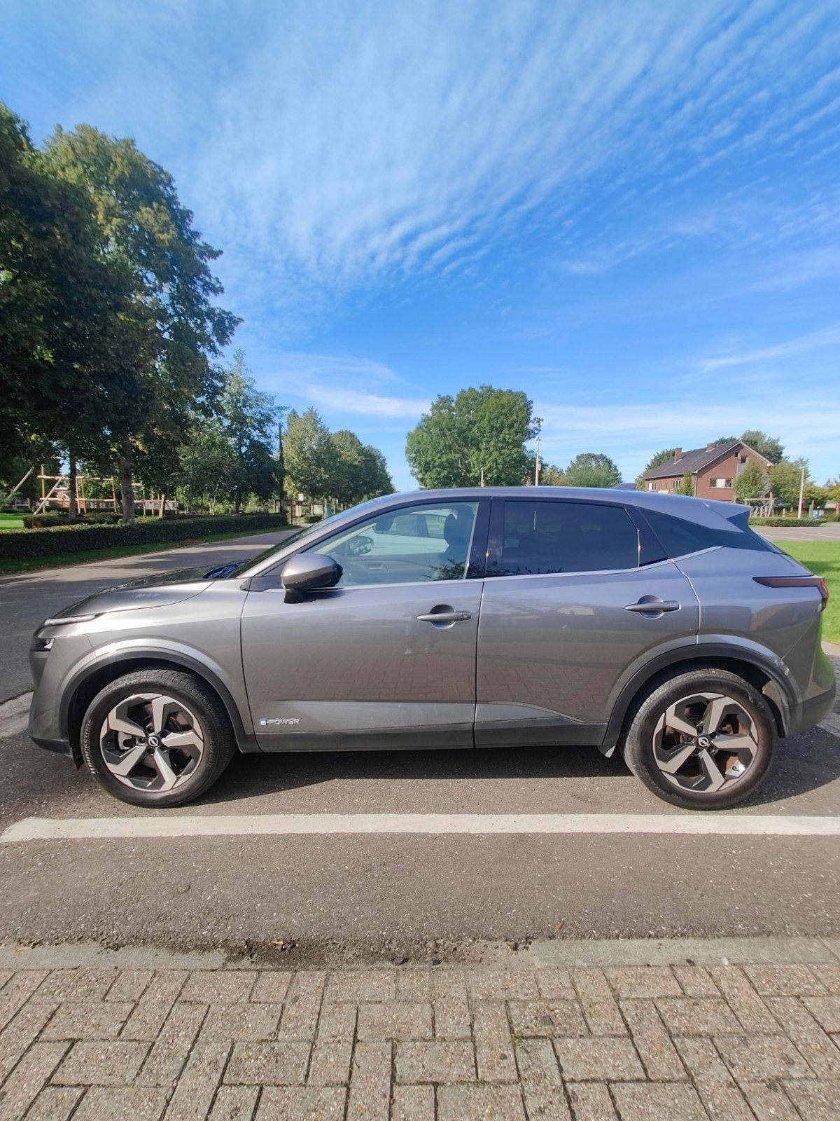 Nissan Qashqai 1.5i epower hybride 2023 21000km 10jaar garan, Auto's, Dealer onderhouden, Stof, 5 deurs, Qashqai