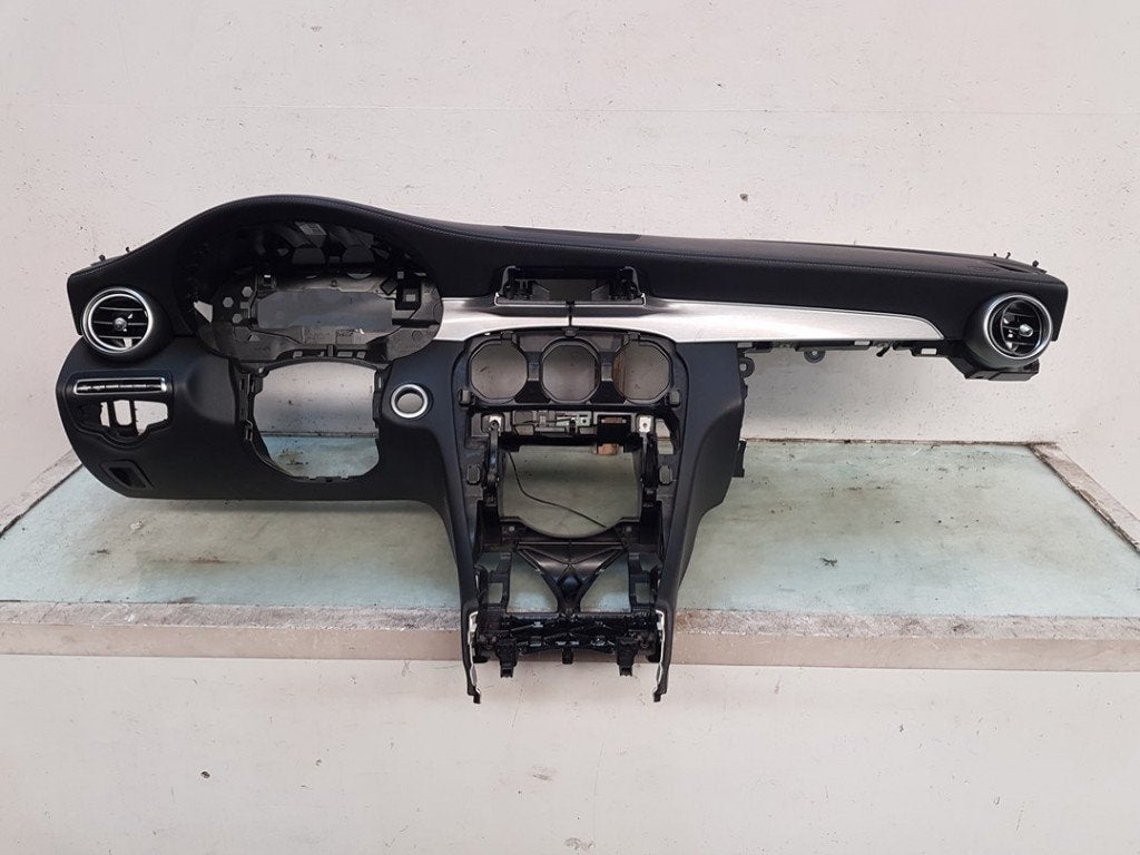 DASHBOARD Mercedes-Benz C (C205) (01-2015/04-2023), Gebruikt, Mercedes-Benz