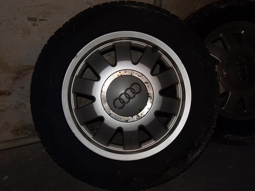 Velgen en banden Audi, Ophalen, Gebruikt, Overige maten, Winterbanden
