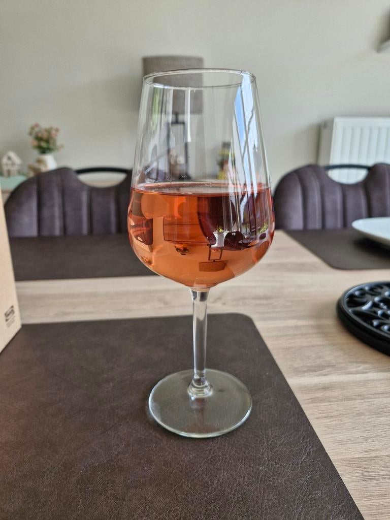 9 hele mooie hoge wijnglazen, Ophalen, Nieuw