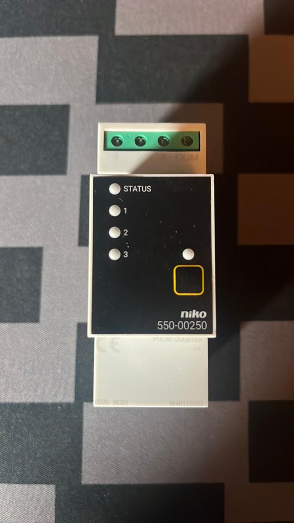 Te koop: pulsteller module 550-00250 van Niko Home Control., Ophalen, Zo goed als nieuw