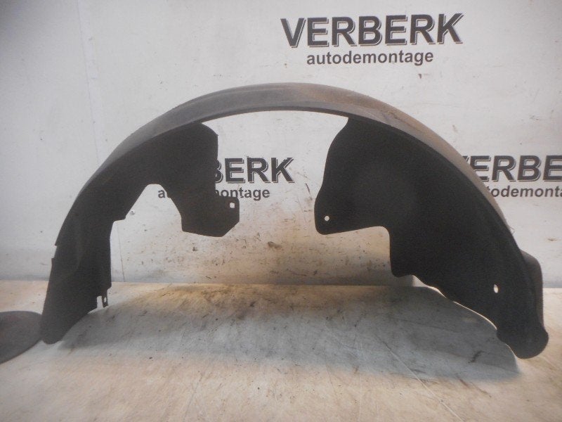 BINNENSPATSCHERM LINKS VOOR Ford Ka I (3s51-16115-ca), Gebruikt, Voor, Spatbord, Henry-Ford-Straße  1
50735  Köln, DE