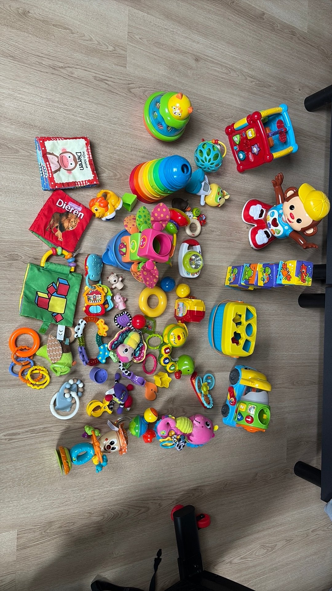 Groot lot babyspeelgoed, Ophalen, Zo goed als nieuw