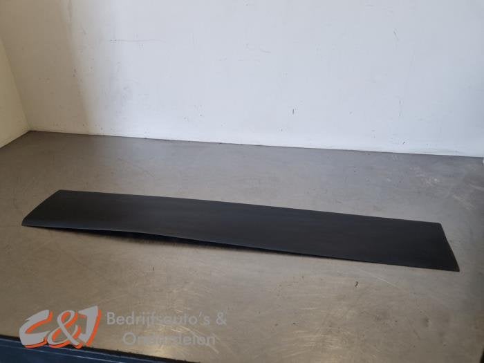 Sierstrip van een Opel Vivaro, Gebruikt, -, -, Opel