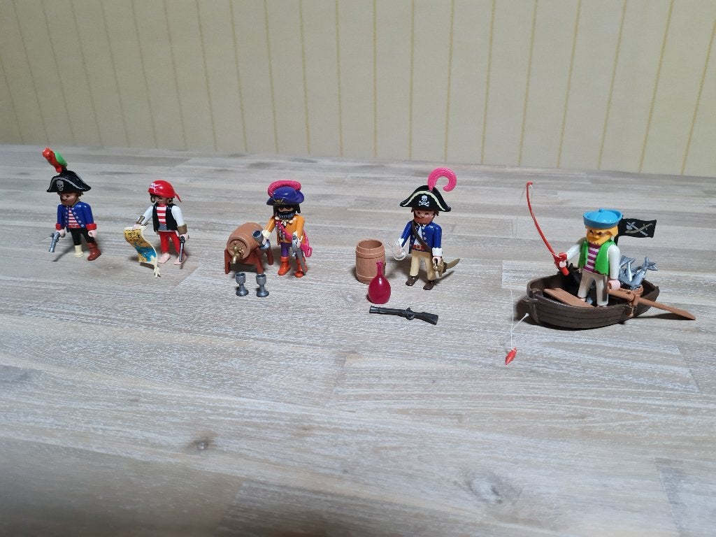 Playmobil - 5 pirates supplémentaires, Pirates, Enlèvement ou Envoi, Kit complet, Utilisé