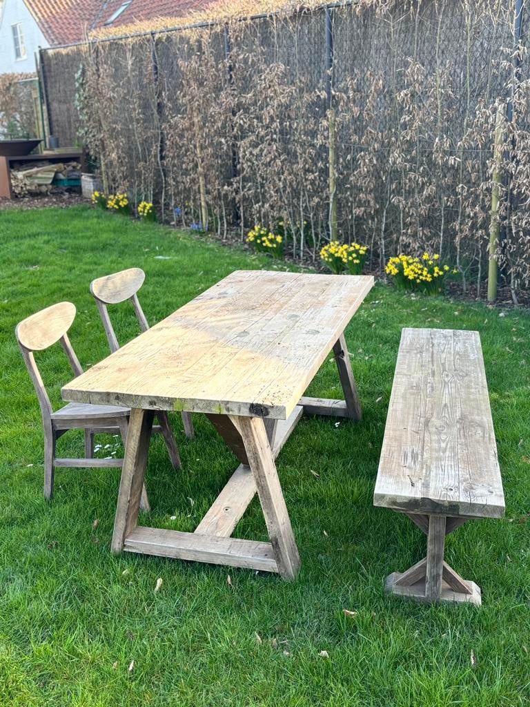 Mooie landelijke tafel met zitbank en 2 stoelen, Ophalen, Zo goed als nieuw