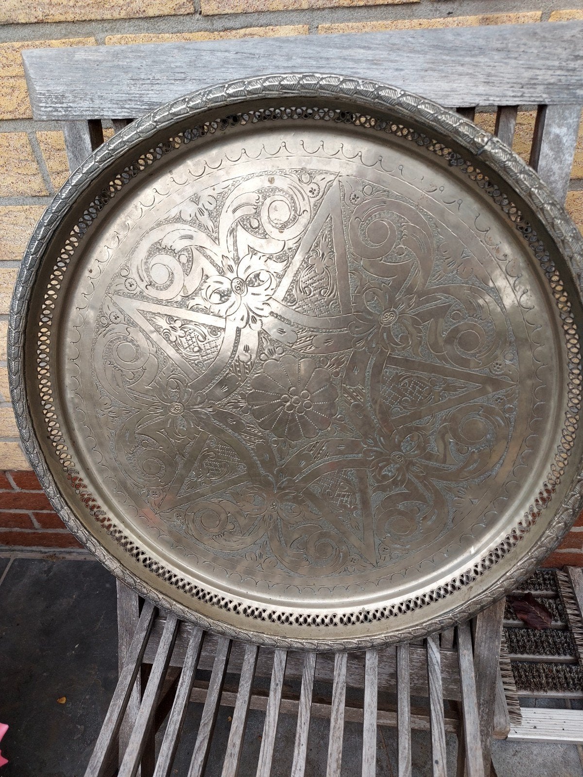 ancienne soucoupe à thé marocaine diamètre 50 cm, Enlèvement