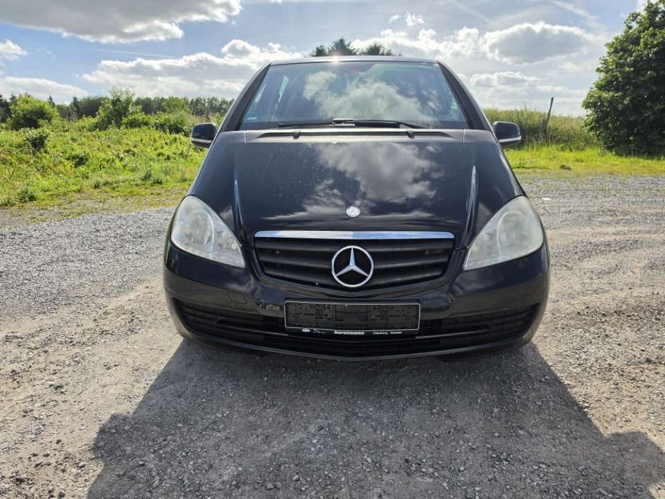 Mercedes classe A150 prete a immatriculer garantie, Auto's, Bedrijf, Handgeschakeld, Onderhoudsboekje, A-Klasse