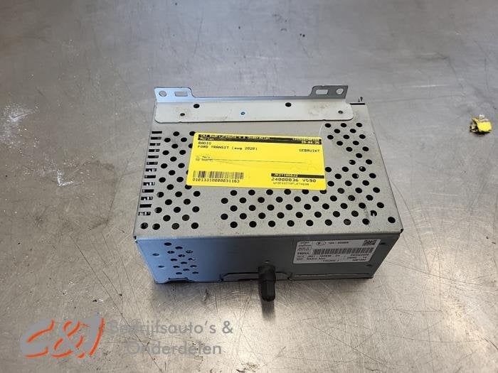 Radio van een Ford Transit, Gebruikt, -, -, Ophalen of Verzenden