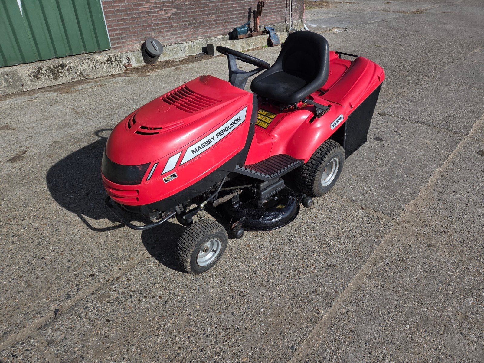 Massey ferguson zitmaaier 17.5 pk hydrostaat, Ophalen, Gebruikt, Elektrische starter, Castelgarden