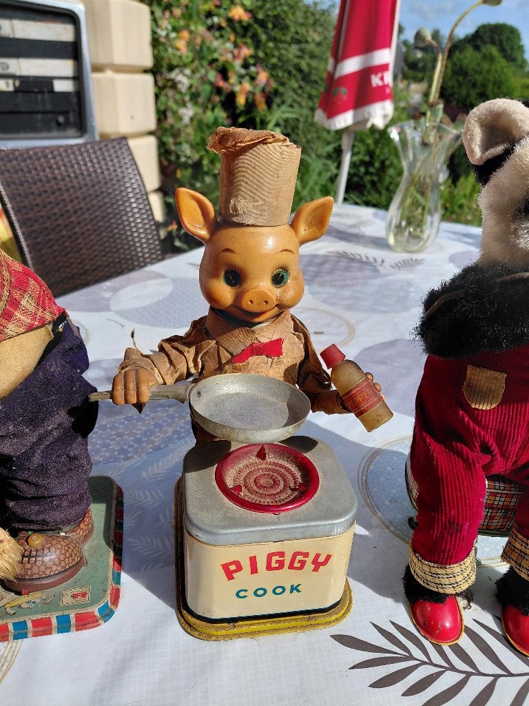 Oud automatenspeelgoed wordt gerestaureerd, Antiek en Kunst, Ophalen of Verzenden