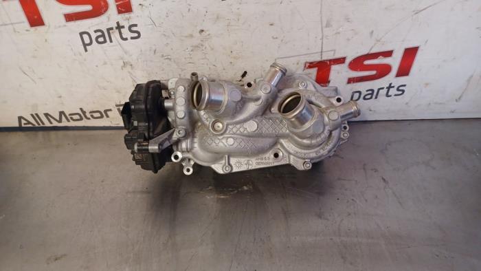 Boîtier thermostat d'un Volkswagen Golf Sportsvan, Volkswagen, -, 3 mois de garantie, Utilisé