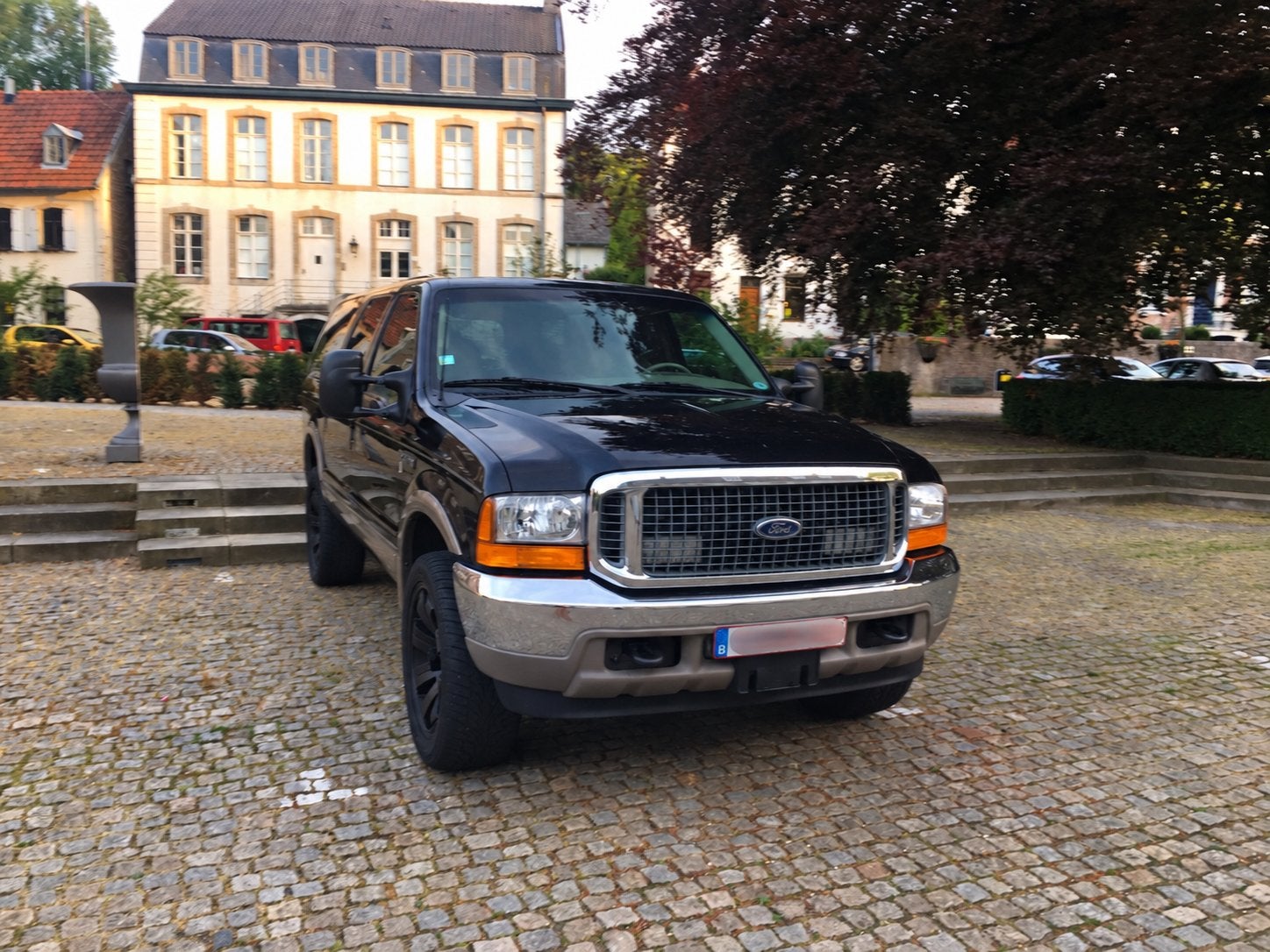 Ford Exursion zeer zeldzaam V10 lpg lichte vracht 5 pers., Autos, Cuir, Achat, Beige, 3000 kg