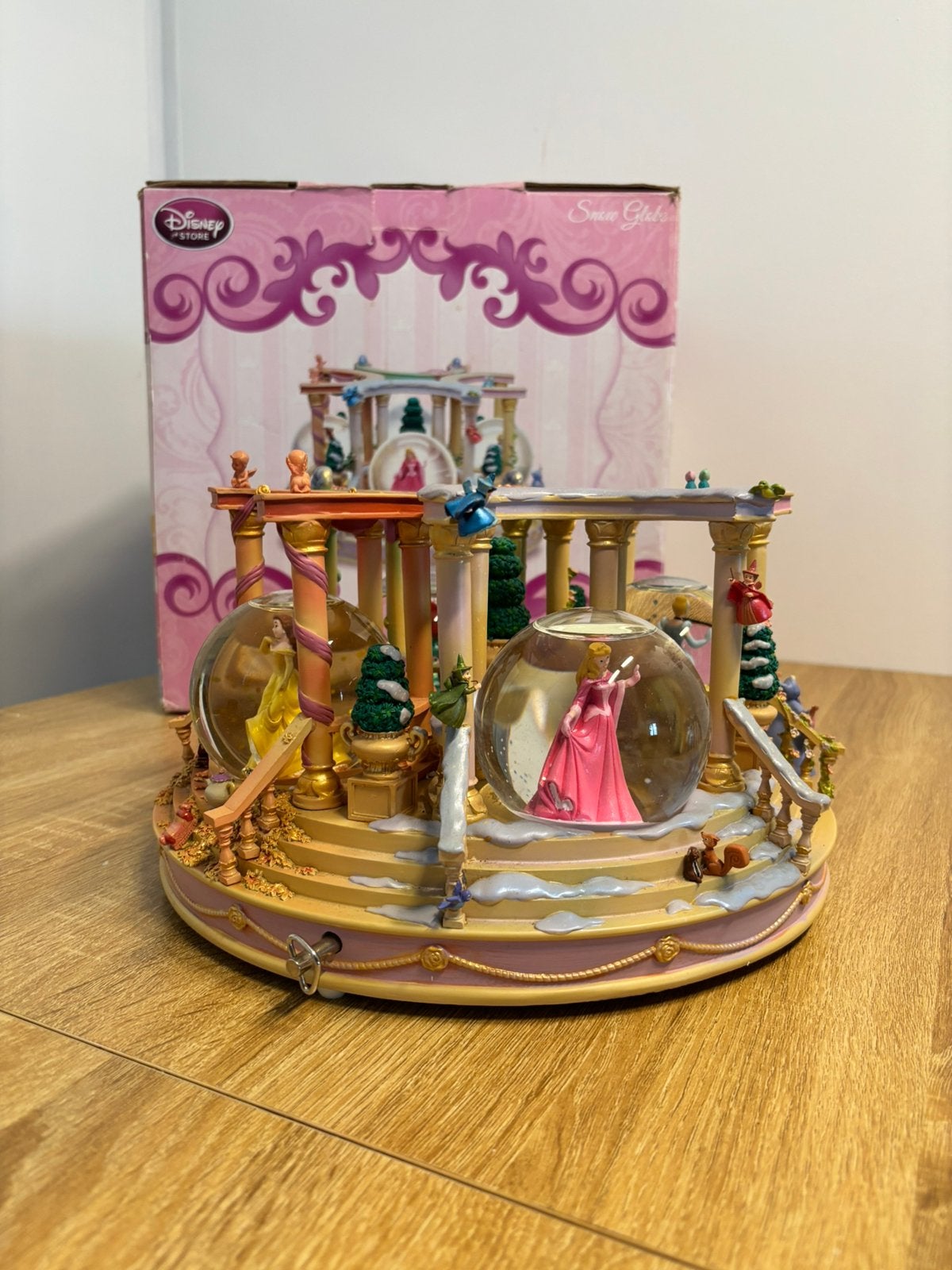 Zeldzame Disney Store "Seasons" Four Princesses Muzikale, Collections, Enlèvement ou Envoi, Comme neuf