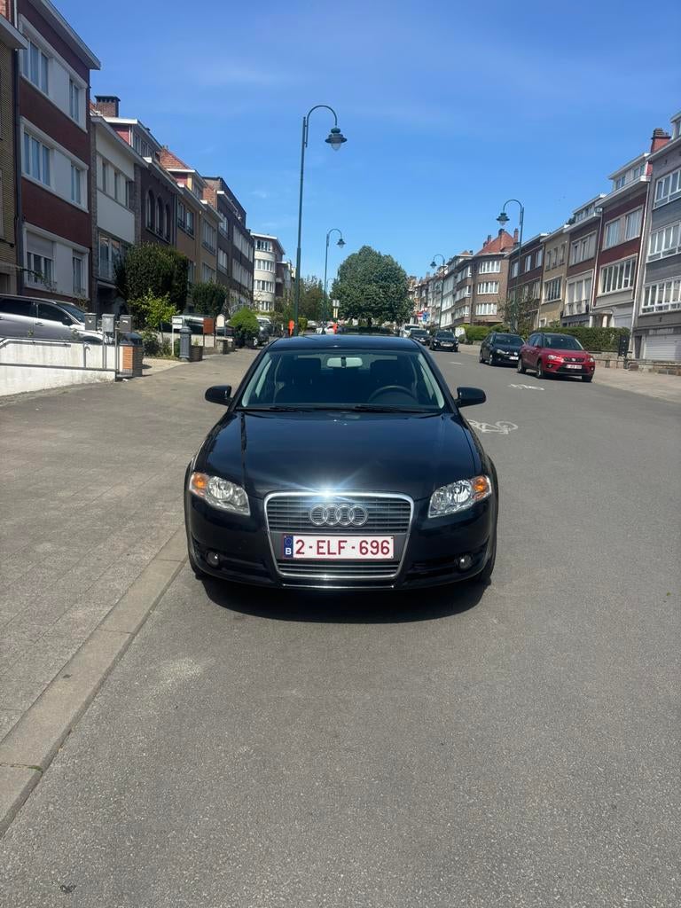 Audi A4, Voorwielaandrijving, 4 deurs, Zwart, A4