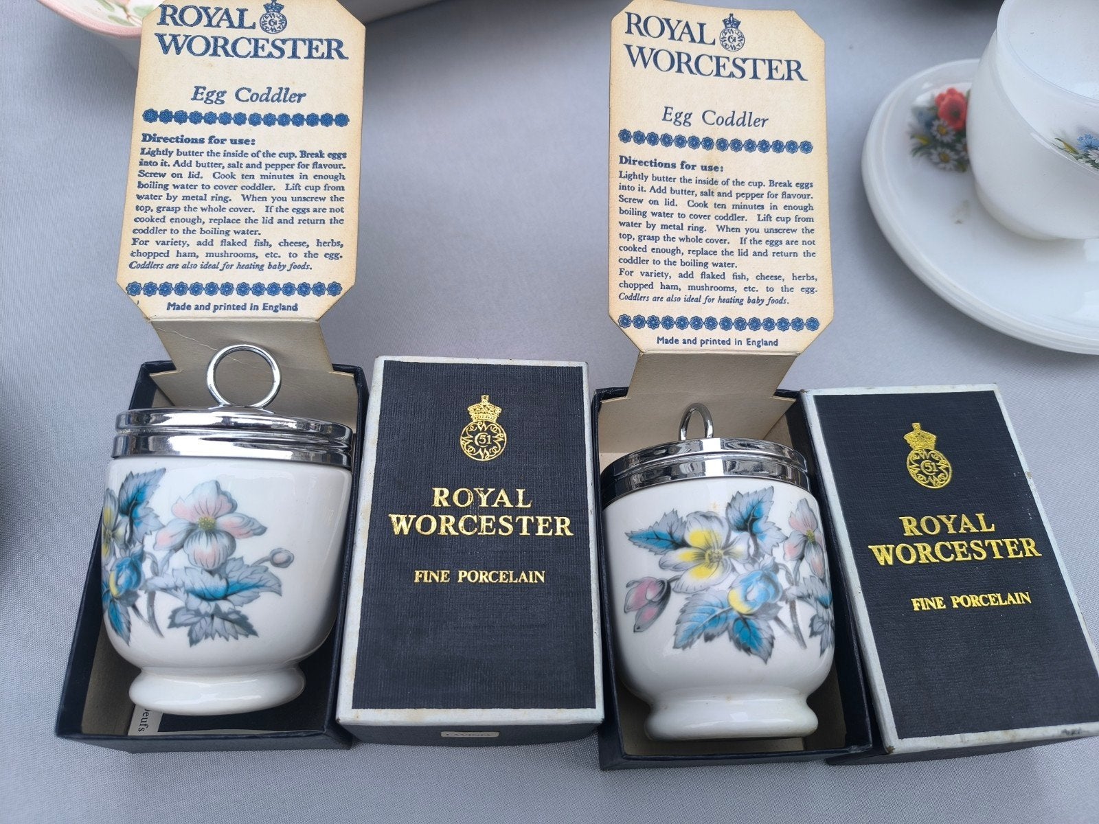 2 Vintage Royal Worcester Egg Coddlers / Eierkokers, Antiek en Kunst, Ophalen of Verzenden