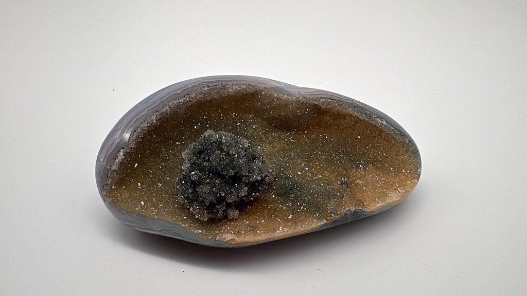 Amethyst Cluster with Calcite unique, Verzamelen, Ophalen of Verzenden, Mineraal
