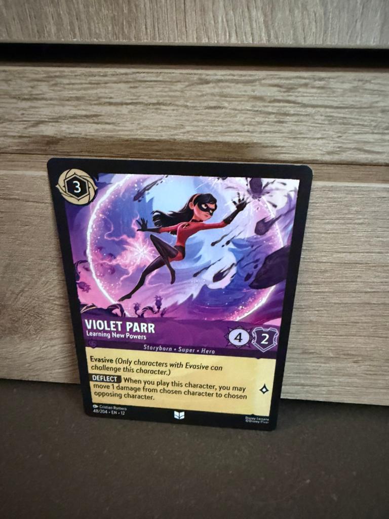 Disney Lorcana – Violet Parr Learning New Powers (Uncommon), Hobby en Vrije tijd, Ophalen of Verzenden, Zo goed als nieuw, Booster