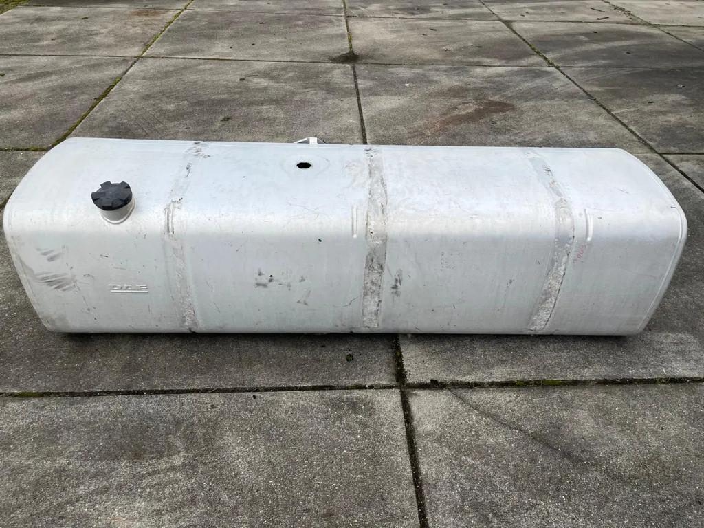 DAF Brandstoftank Diesel 850L L:228 B:67 H:62, Gebruikt
