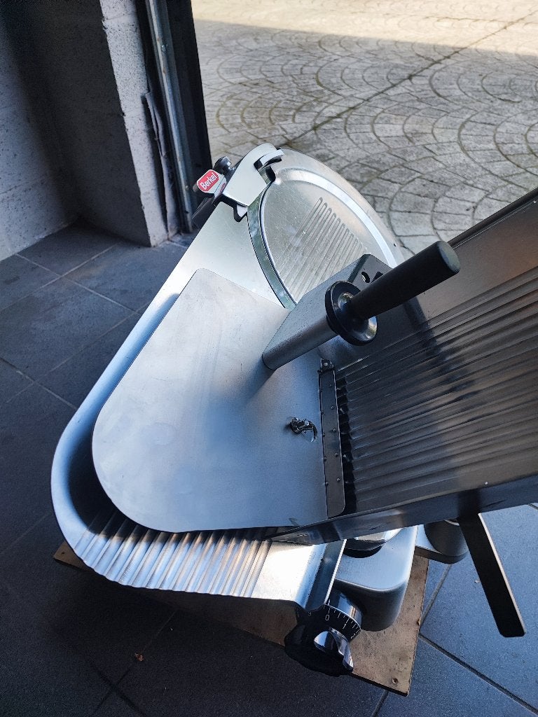 Berkel  snijmachine professionnelle, Enlèvement