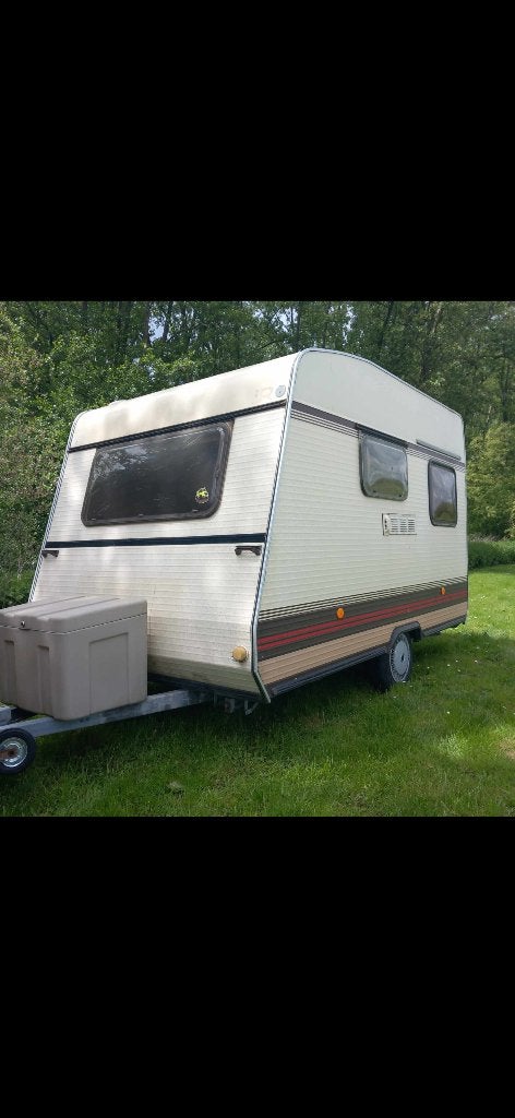 Caravan, Caravanes & Camping, Caravanes, 4 à 5 mètres, 2 lits séparés, Particulier, Siège standard