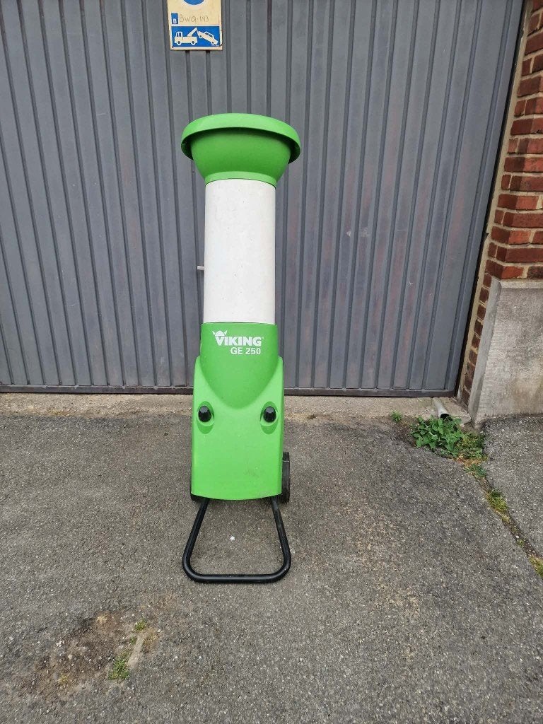 Broyeur de brancher Viking GE 250 fonctionne bien, Enlèvement, Utilisé, Électrique, Viking/ sthil