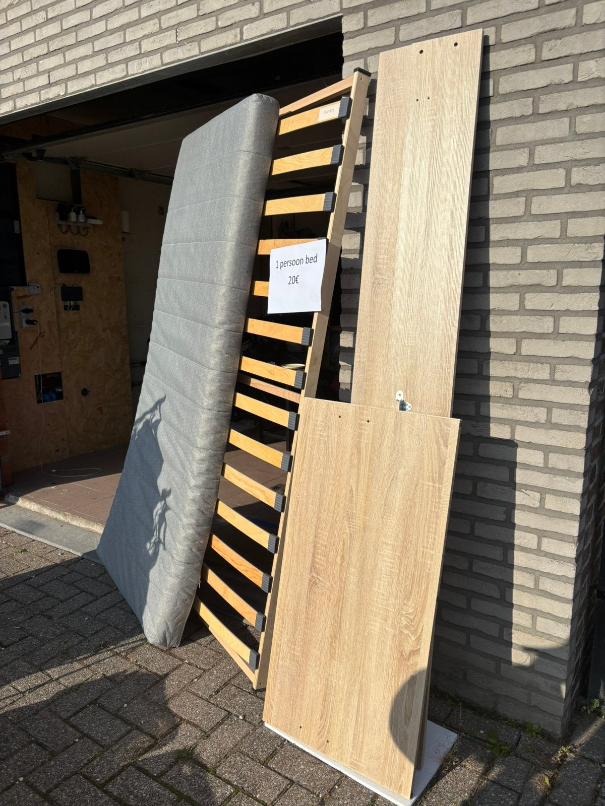 1 persoonsbed, Tuin en Terras, Ophalen, Nieuw